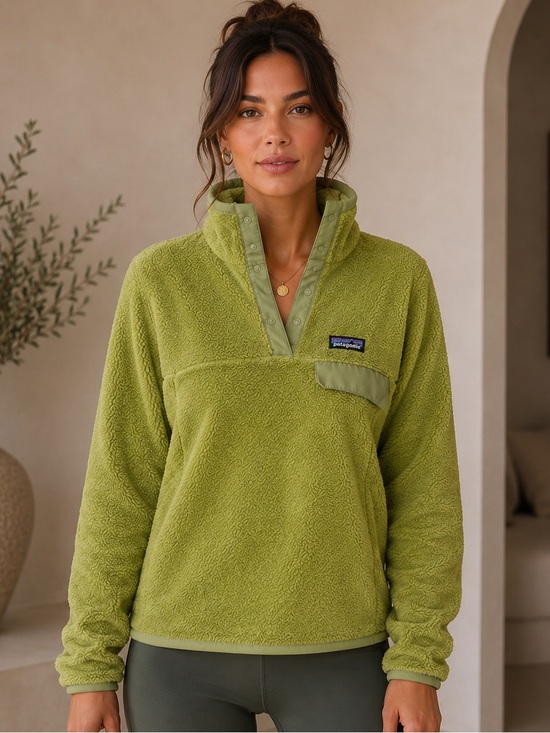Patagonia Jackets & Blazers - Patagonia Women's Re-Tool Half-Snap Green Fleece Pullover